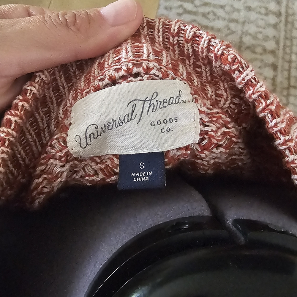 Womens Marbled RED/ORANGE Sweater Universal Thread Size Small - Picture 3 of 6
